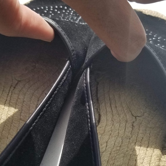 Tory Burch women's shoes - Picture 3 of 3